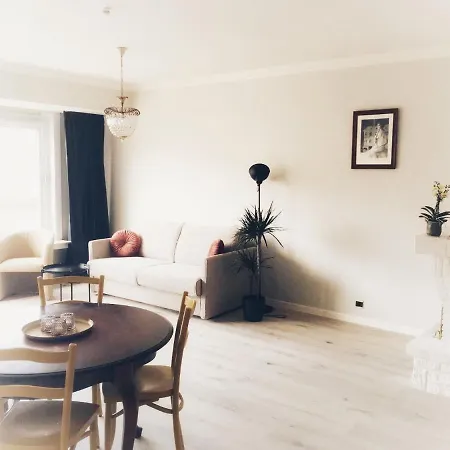 Pauline Apartment